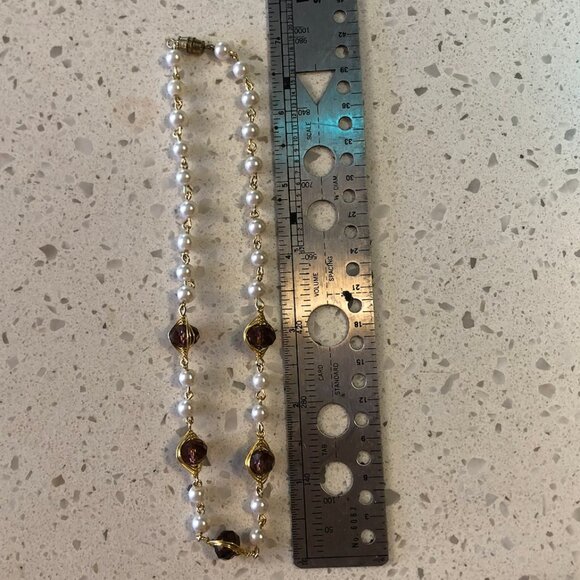 Vintage Pearl & Gold Wire-Wrapped Crystal Necklace – Elegant & Timeless - Picture 2 of 3